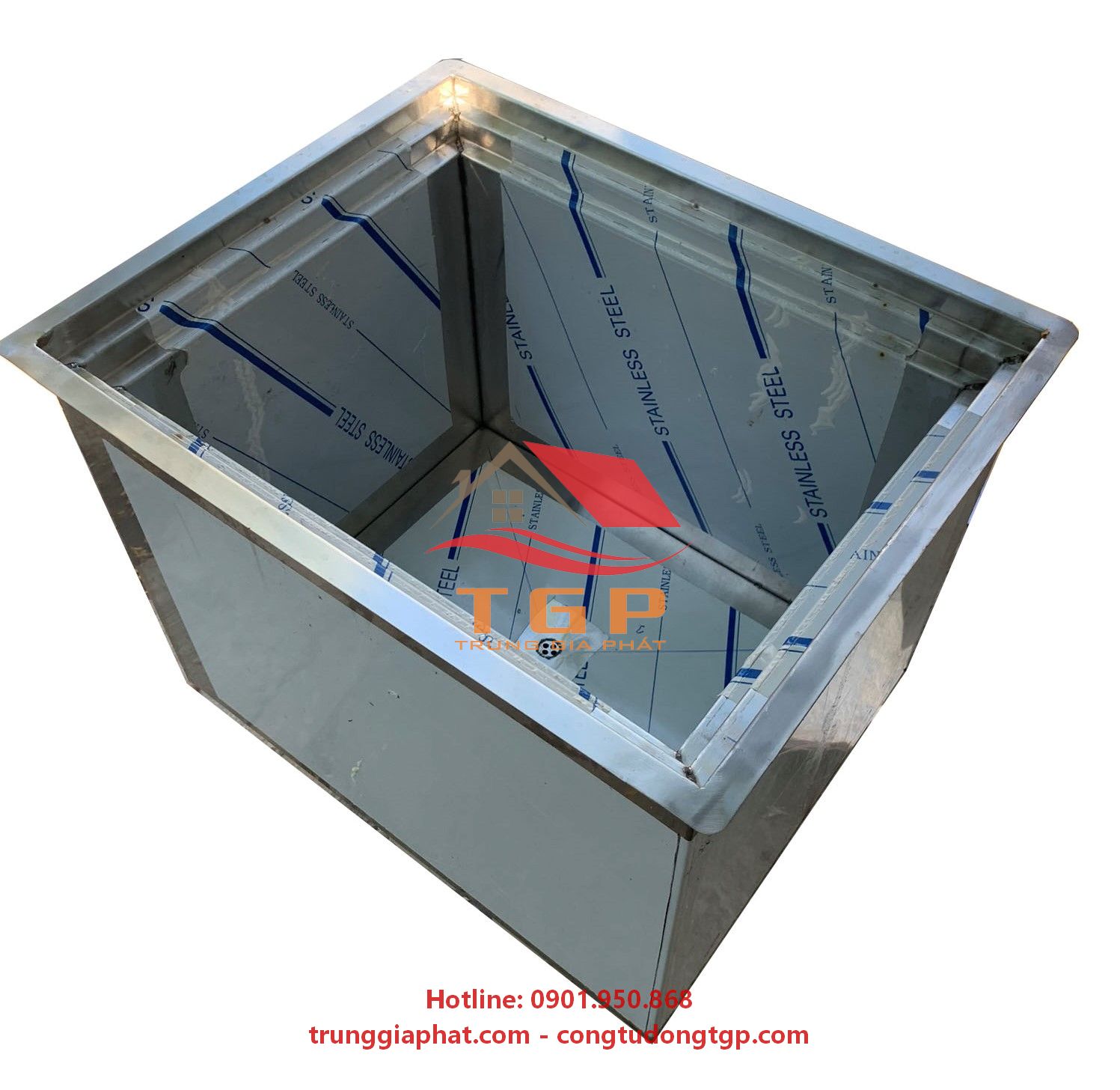 thung-da-inox-304
